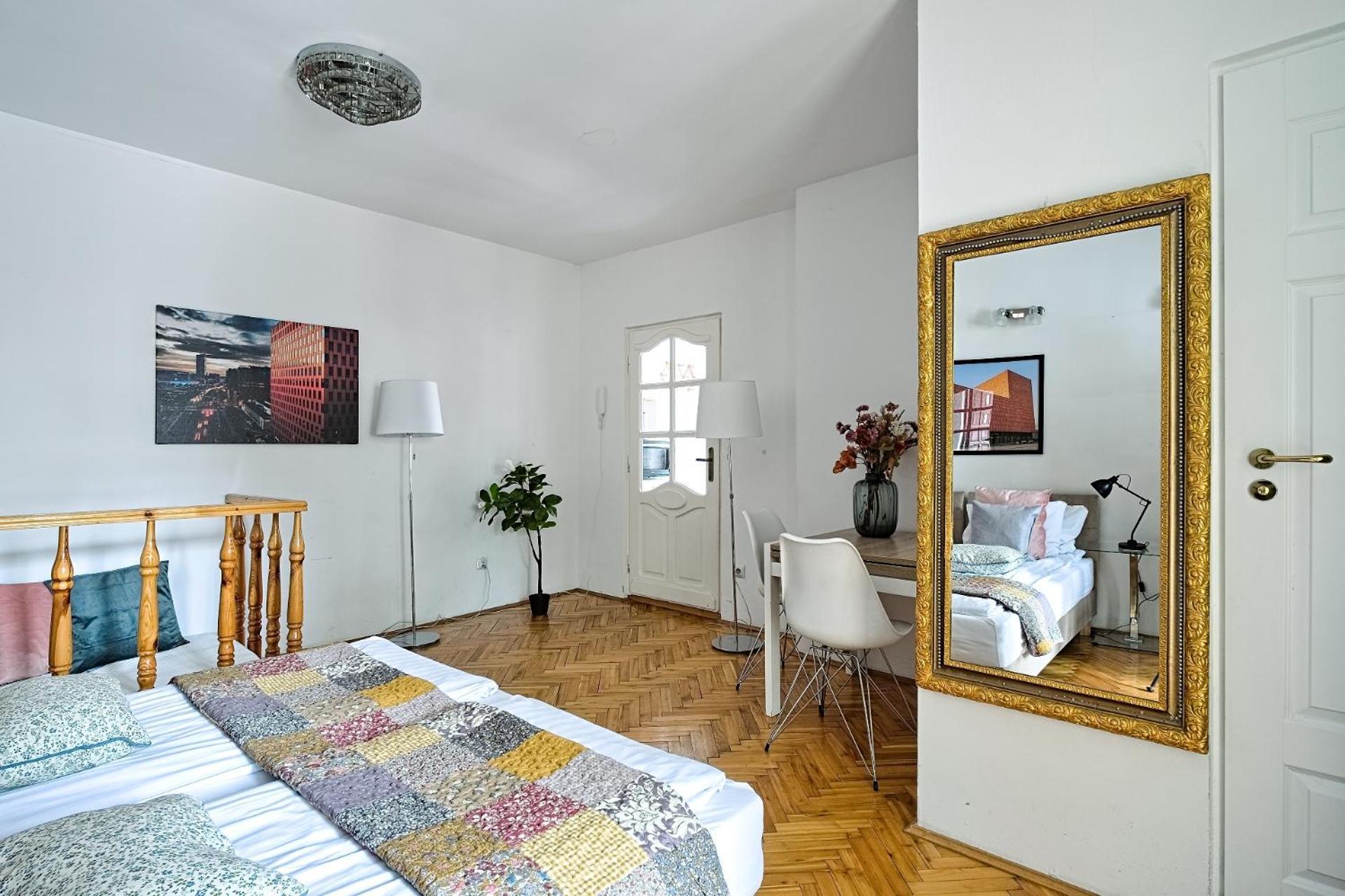 Apartment Golden Apartments/rad12/5 *